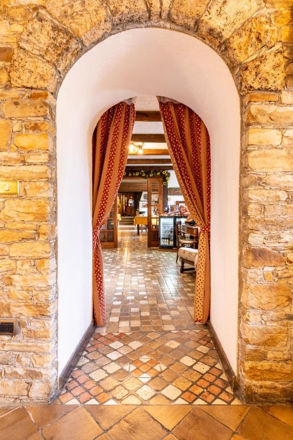 Hotel Des Alpes Сент-Реми-ан-босис Екстериор снимка
