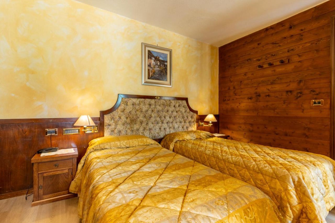 Hotel Des Alpes Сент-Реми-ан-босис Екстериор снимка